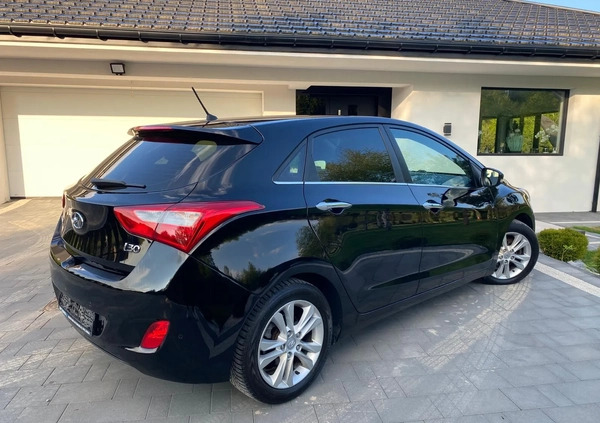 Hyundai I30 cena 33900 przebieg: 225000, rok produkcji 2012 z Pruszcz Gdański małe 254